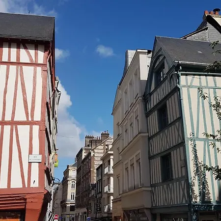 Le Velours Des Gantiers, Wifi Debit, Confort Et Hospitalite En Plein Centre Historique 아파트 *
